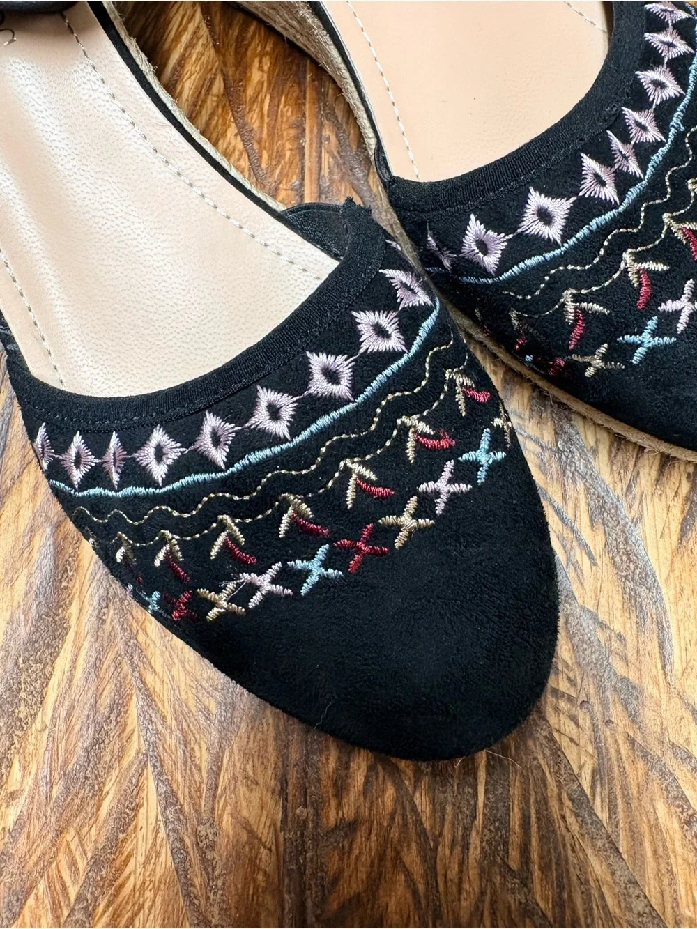 Dream Pairs Black Faux Suede Embroidered Espadrille Wedge Ankle Strap Sandals 9
